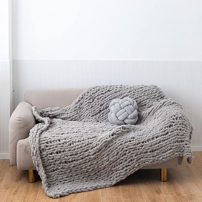 Chunky Knit Throw Blanket 70x78in, Super Warm Soft Chenille Yarn Cable Knitted Blankets and Throws Cozy Thick Crochet Blanket, Chunky Knit Blankets for Bed