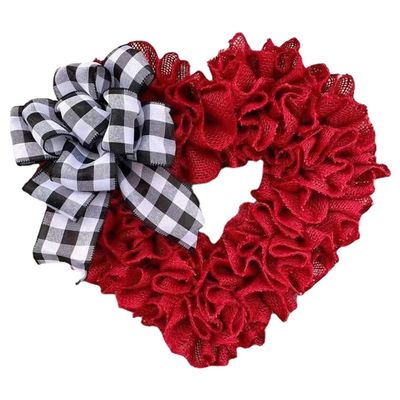 Gatuida Heart-Shaped Hanging Wreath Elegant Valentine Day Decor Lightweight Polyester Garland for Doors and Walls Chic Ornament for Weddings and Celebrations