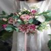 HXSCOO Romantic Wedding Bouquets Pink Silk Bridal Flowers Green Leaves Eucalyptus Outdoor Brides Fake Bouquet Rose Articielle view 3