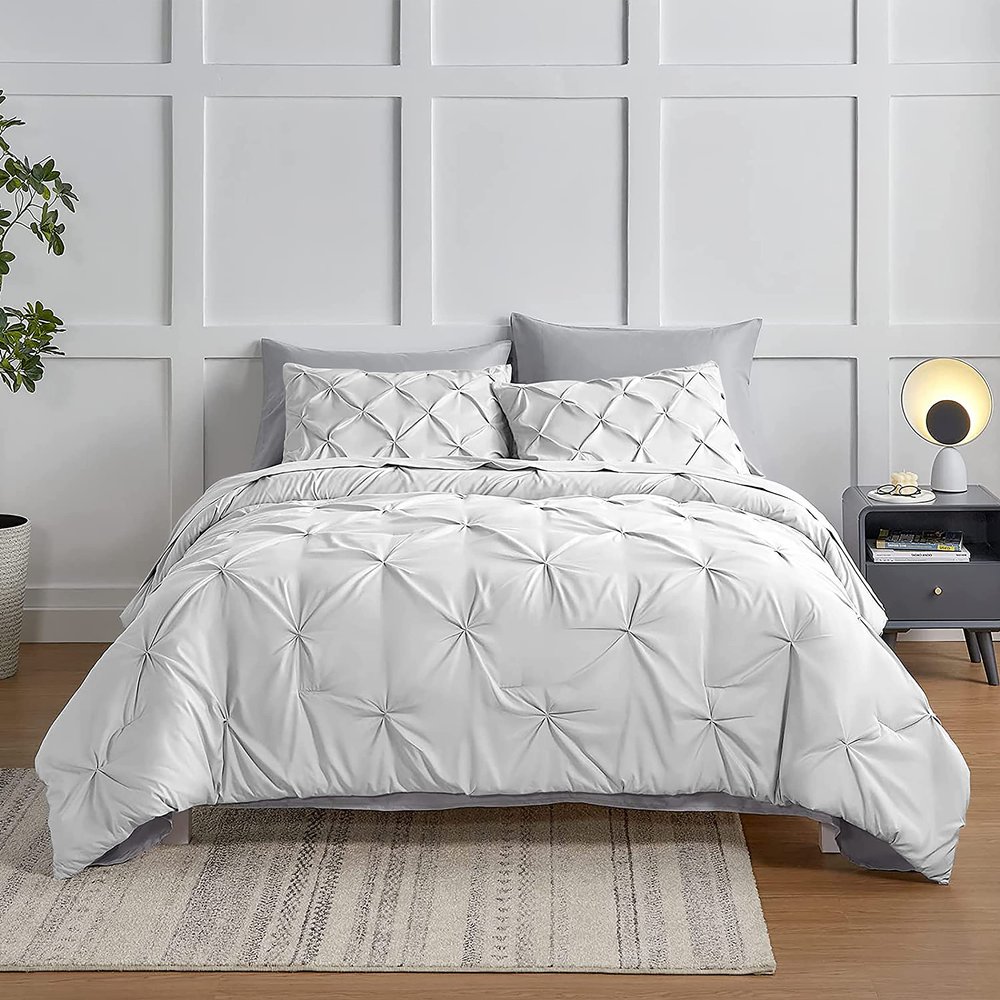 3 PCS Pinch Pleated Duvet Cover Cal-King - with Zipper & 4 Corner Ties Rectangle Pattern Decorative Pintuck Pillowsham with Size (104x98 Cal- King, White)