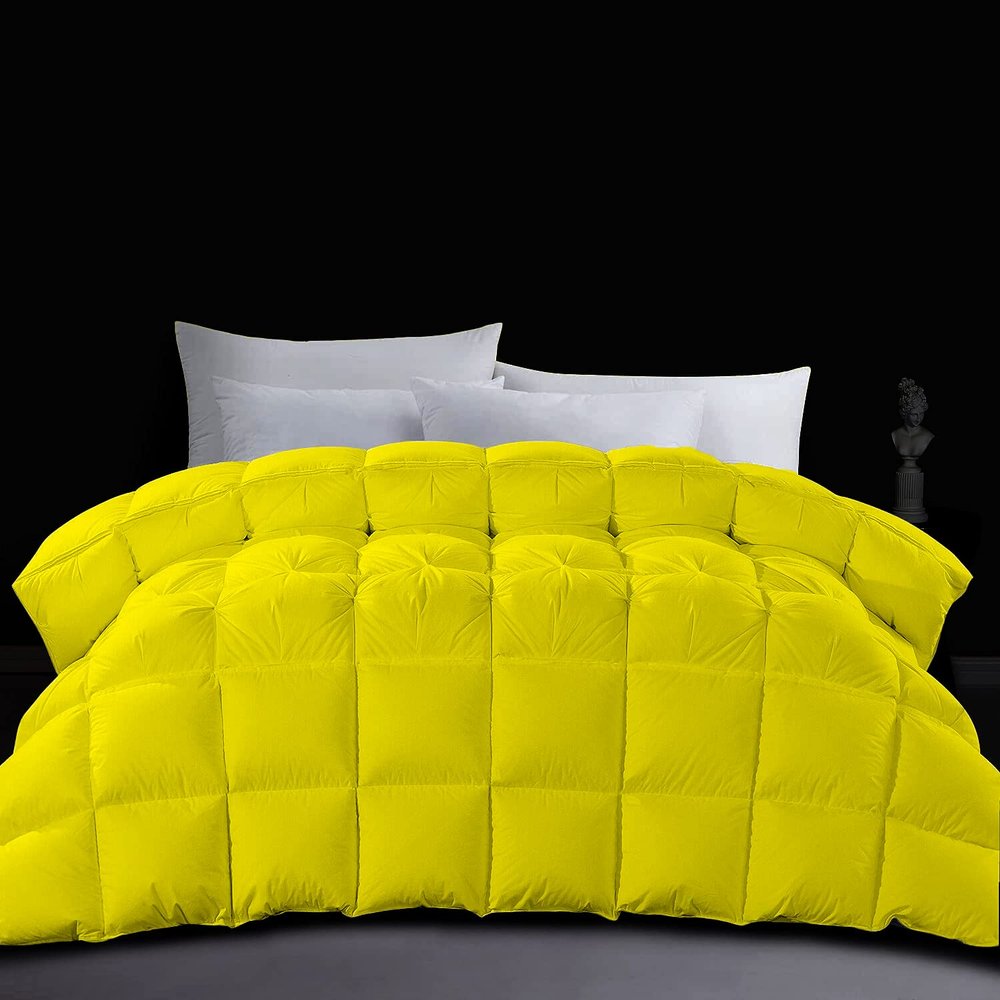 AveHomes 100% Soft Cotton 1 Piece 500 GSM Half Yellow Pinch Pleated Baffle Box Stitched Comforter Super King 120x120