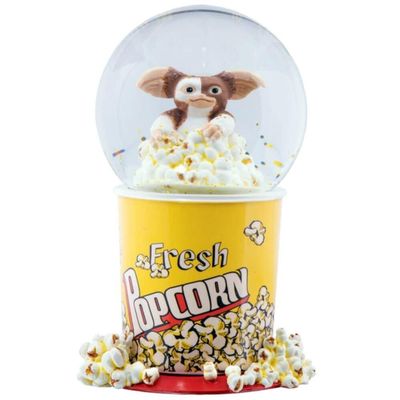Ikon Collectables Gremlins - Gizmo in Popcorn Snow Globe
