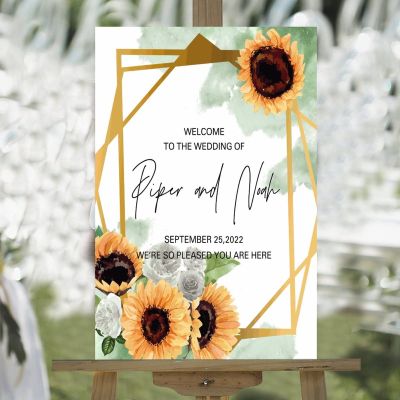 Farmhouse Wood Wedding Welcome Sign Welcome to Bridal Shower Custom Name Wedding Welcome Sign Sunflower Rose Wreath Green Paint Wedding Welcome Signage Engagement Party Sign 16x24in