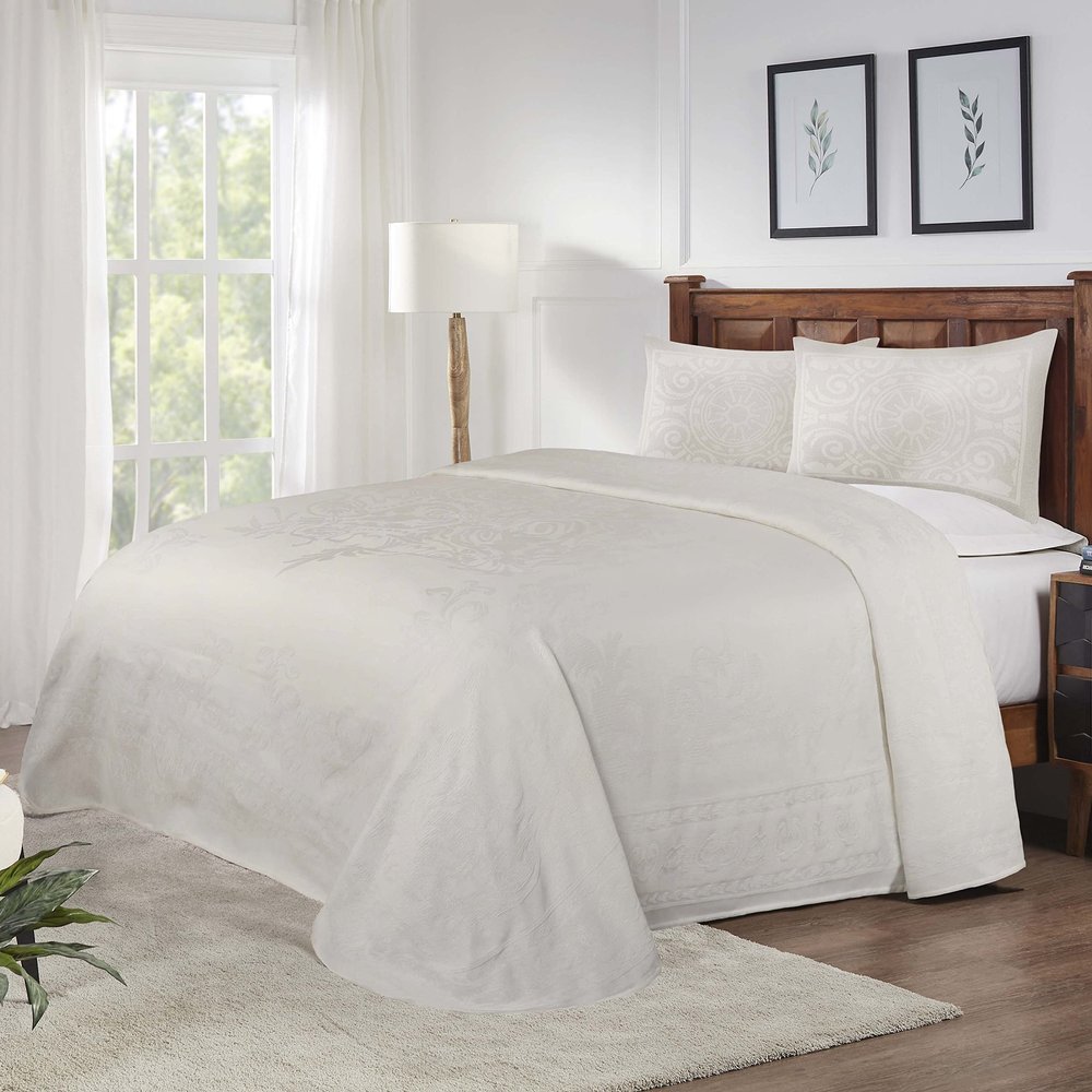 BLUENILEMILLS BNM Cotton Blend Vintage Medallion Bedspread Set - Luxurious Quilt, All-Season Comfort, Machine Washable, Full, Off White