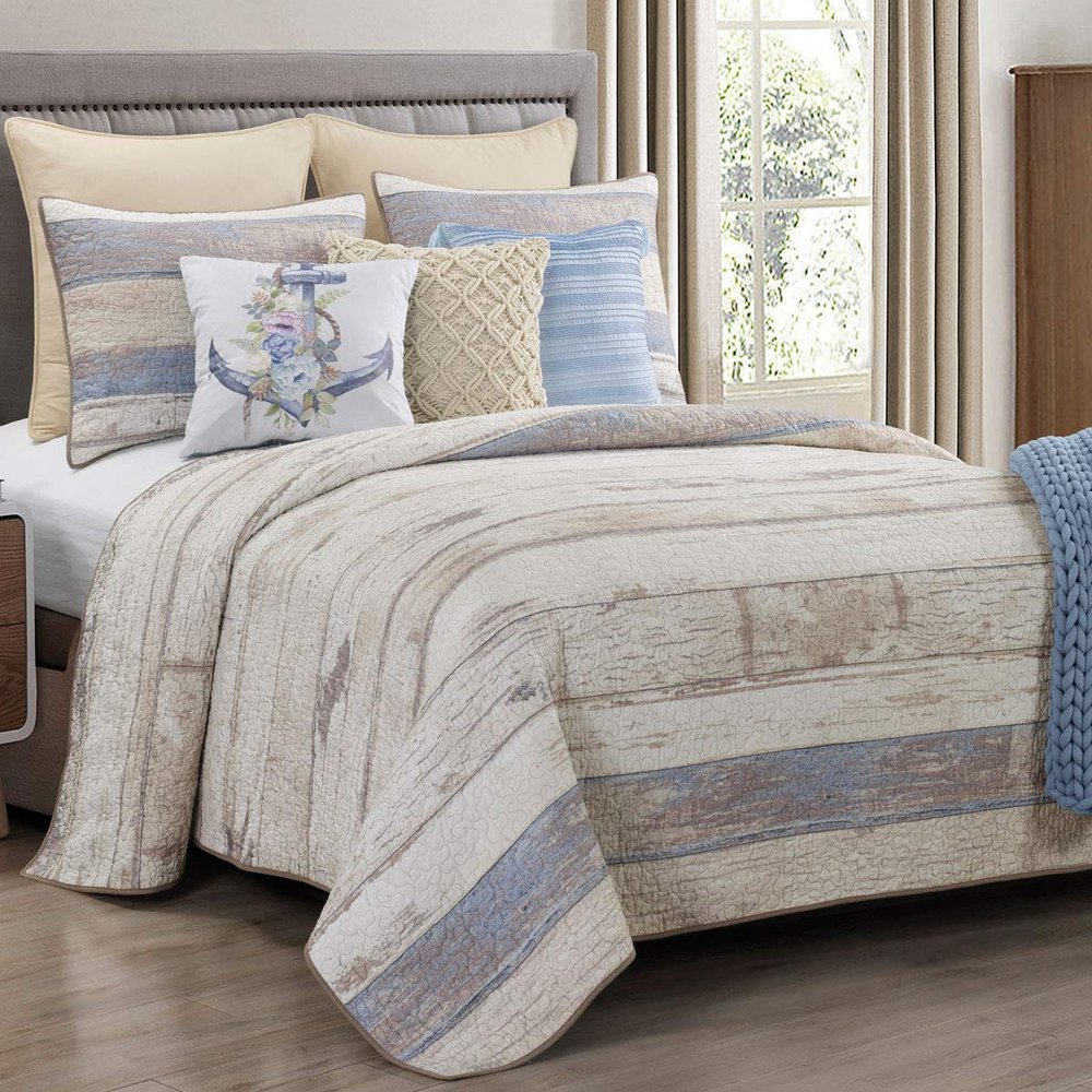 BLACK FOREST DECOR Dockside Morning Quilt Bed Set - King