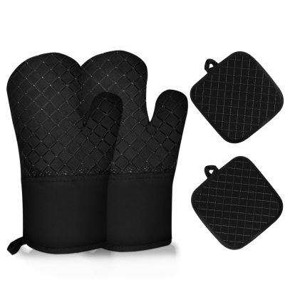 4PCS Oven Mitts and Pot Holders Sets 500F Pot Holders for Kitchen Heat Resistant Oven Gloves Anti-Slip Silicone Stripe Oven Mitts Heat Resistant Hot Pads Oven Mits Potholders for Kitchens (Black)