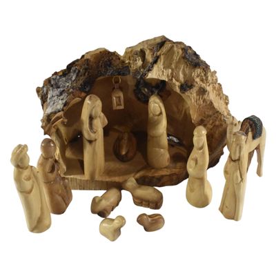 Bethlehem Nativity Scene Set Carved Inside an Olive Root Branch, Wooden Manger Scene Nativity for Christmas Decorations, Holy Land