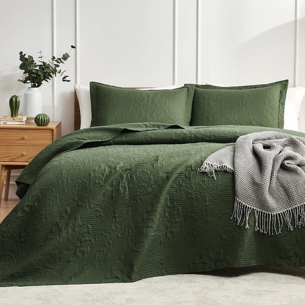 Hansleep Olive Green Quilt King Size - Damask Ultrasonic All Season Bedspread King, Soft Lightweight Coverlet Bedding Set, 3 Pieces (1 Quilt, 2 Pillow Shams)