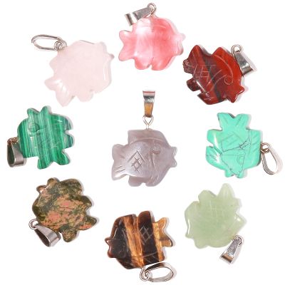 15pcs Sculpture Natural Stone Crystal Pendant Beads Carved Skull Bear Animal Shape Making,Fish 16x20