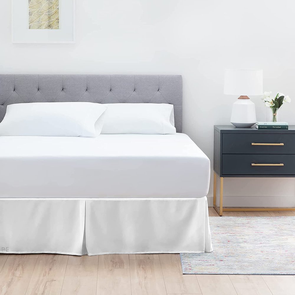 600 TC Cotton Box Pleated Bedskirts for Short Queen Size 18 Inch Easy Fit Easy Care Fade & Wrinkle Resistant, Split Corner Bedskirt Short Queen Size (60 x 75 Inch), White