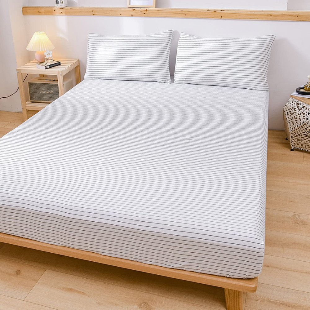 FCLDESHOP Queen Fitted Sheet,Soft Comfortable Cotton Washed Cotton Deep Pocket Fitted Sheet,Bedroom Homestay Solid Mattress Protector,White,150 * 200cm+15cm