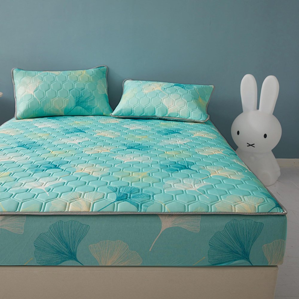 FCLDESHOP Breathable Mattress Pad Cover,Summer Thickened Ice Silk Latex Fitted Sheet, Anime Printed Non-Slip Mattress Topper Bed Cover Queen Bed Cover,Leaves,180 * 200cm (71 X 79inch)