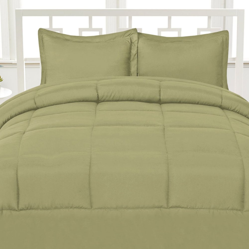 WegaLinen 3 Piece Luxurious Down Alternative Soft Solid Color King Comforter Box Stitch Sage Green Duvet Insert King (106'' x 90'')