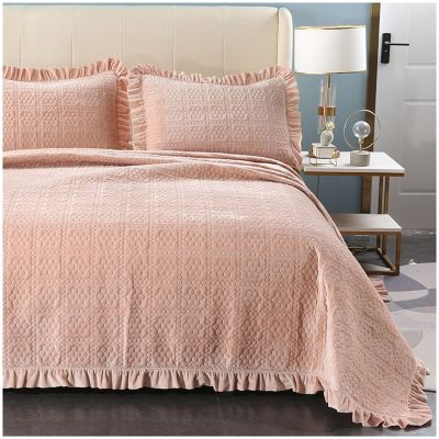 ZTGL Super Soft Flannel Quilted Bedspreads Double Bed Throws - Reversible Embossed Quilted Bed Throw Bedspreads Coverlets with 2 Pillows Cases, Lace Design for Room Decor,Pink,224x234cm