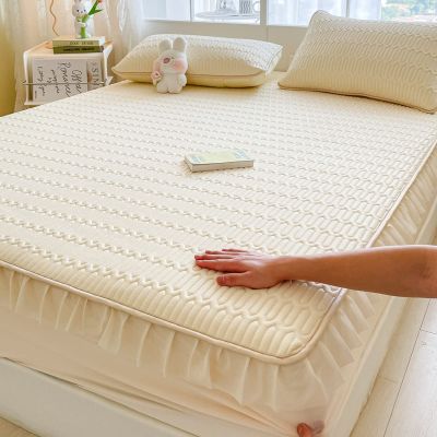 FCLDESHOP Fitted Sheet Soft,Solid Lace Cool Silk Latex Bedding Sheet,Bedroom Guest Room Non-Slip Latex Fitted Sheet Mattress Protector,Light Yellow,90 * 200cm (2pcs)