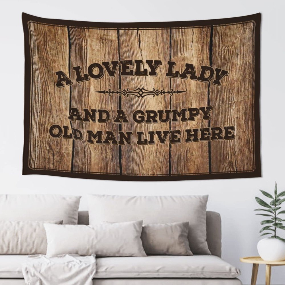 Abipuir Funny Patio Decor A Lovely Lady and A Gruhyy Old Man Live Here Tapestry Tapestry for Walls Tapastry'S Wall Hanging (Size : 75X92CM)
