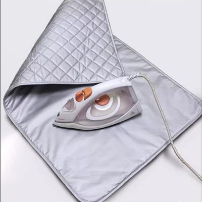 HCZION Anywhere Ironing Pad Heat-Reflective Ironing Blanket Scorch Resistant Ironing Mat Portable Iron Board with Thick Cotton Padding for Table Top Washer Dryer (Color : Plaid 60x55cm/23.6x21.6in)