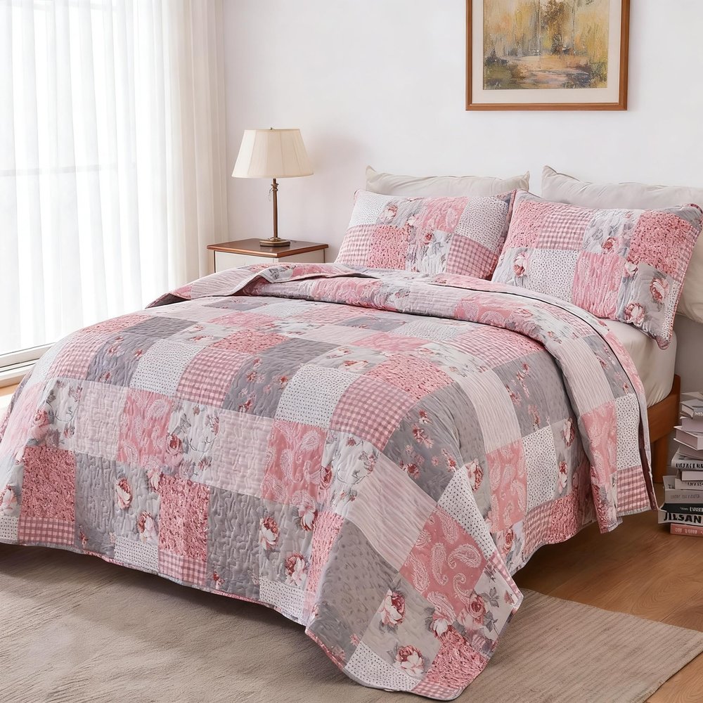 Oversized King Size Pink Grey Floral Quilt Set 128x120 Plaid Patchwork Extra Wide Super King Size Comforter Rversible Quilted Bedspread Coverlet Set 3-Piece Bedding Set Bed Cover with 2 Pillow Shams
