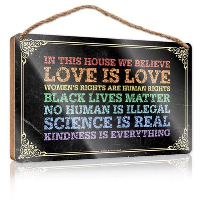 Abipuir Wood Sign Decor in This House We Believe Wooden Sign Beach Decorations for Home Kitchen Sign Decor (Size : 23X35CM)