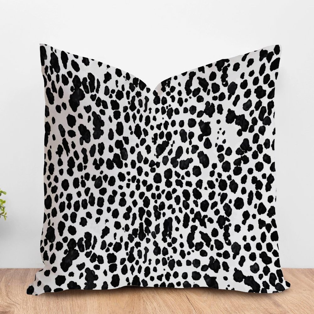 ArogGeld Leopard Print Black Animal Spots Farmhouse Throw Pillows Black Cheetah Animal Print Leopard White Linen Cushion Cover Home Decor Accent Pillow with Zipper for Sofa Living Room 16x16in