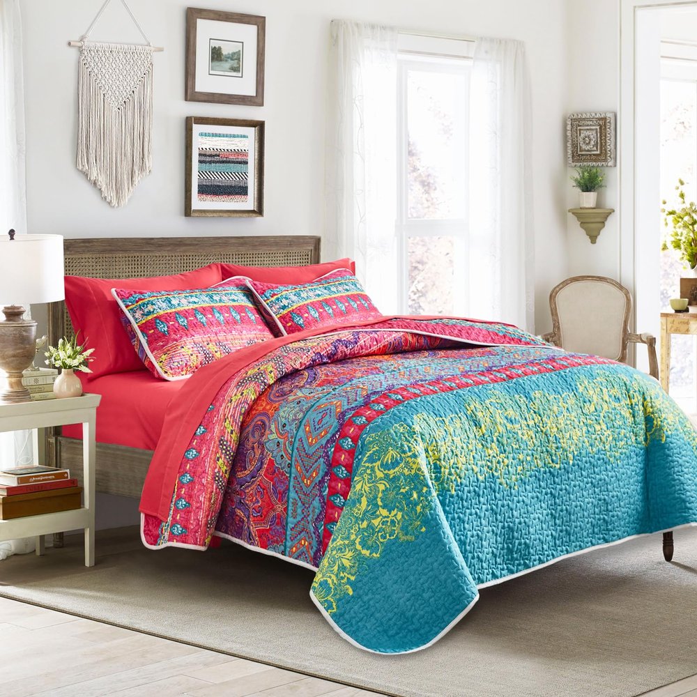 Tititada 3 Pieces Colorful Bohemian Quilt Set King Size, Boho Striped Pink n Teal Printed Bedding Bedspread Coverlet Set for Summer, Soft Lightweight Microfiber Quilt with 2 Shams (102x88 inces)