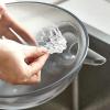 2pcs Multifunction Drain Bowl Plastic Strainer Basket With Funnel Colander Strainer Bowl Long Spout Multifunctional Draining Bowl Kitchen Sink Drain Basket,Plastic Colander Food Strainers (Color : Bl view 2