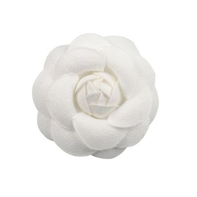LIBERGA 50 Pcs Artificial Flower Heads Home Decoration Accessories 6.5cm Camellia Flower Heads Aesthetic Faux Flowers for Hair Accessories,White