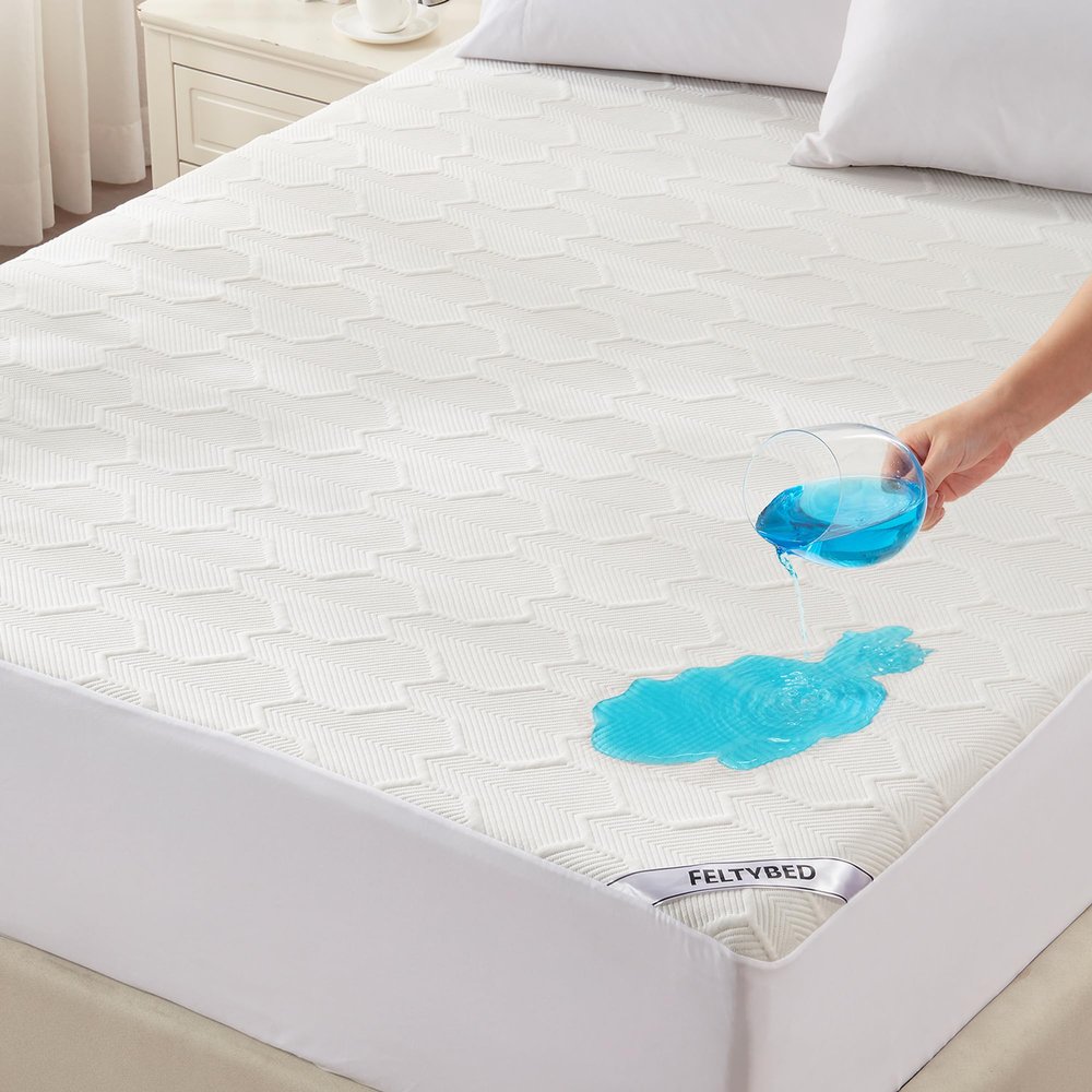 King Size Waterproof Mattress Protector, 40% Rayon Derived from Bamboo Cooling Mattress Pad Cover, 3D Air Fabric Breathable Mattress Pad Fitted with Deep Pocket 6"- 15" Machine Washable