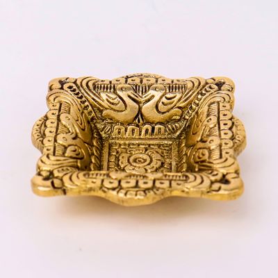 Indian-Shelf 3 Pieces Gold Diya Aarti Jyoti Puja Temple Pooja Gifts Antique Brass Oil Lamps for Puja Room Dcor Decorative