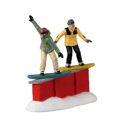 Lemax Snowboard Sliders #32224 Two Snowboarders on a Rail