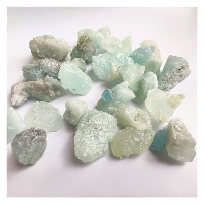 AMHIL Natural Crystal Rough Natural Aquamarine Original Stone Quartz Raw Crystal Quartz Fashion for Men Women Jewelry Making DIY Gift Home Decoration (Color : 100g, Size : 2-5cm)