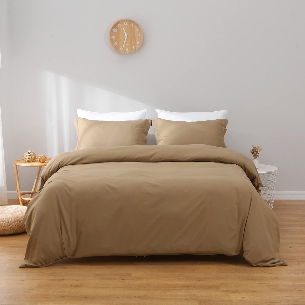 100% Microfiber Duvet Cover Set, Ultra-Soft Home Comforter Cover Set, Lightweight Hotel Quality Duvet Covers 2 Piece, 1 Duvet Cover and 1 Pillow Cases (Twin 90 * 68 inch, Taupe)