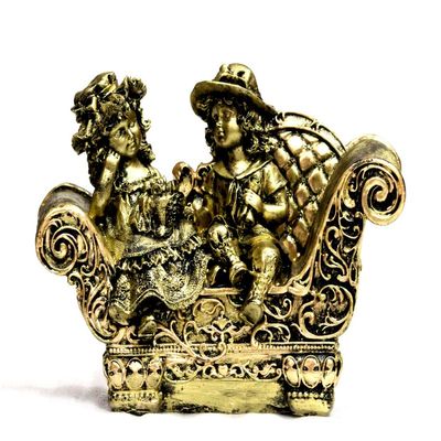 Handcrafted Resin Couple Showpeice for Home Dcor/Gifting/Table Dcor by univastram