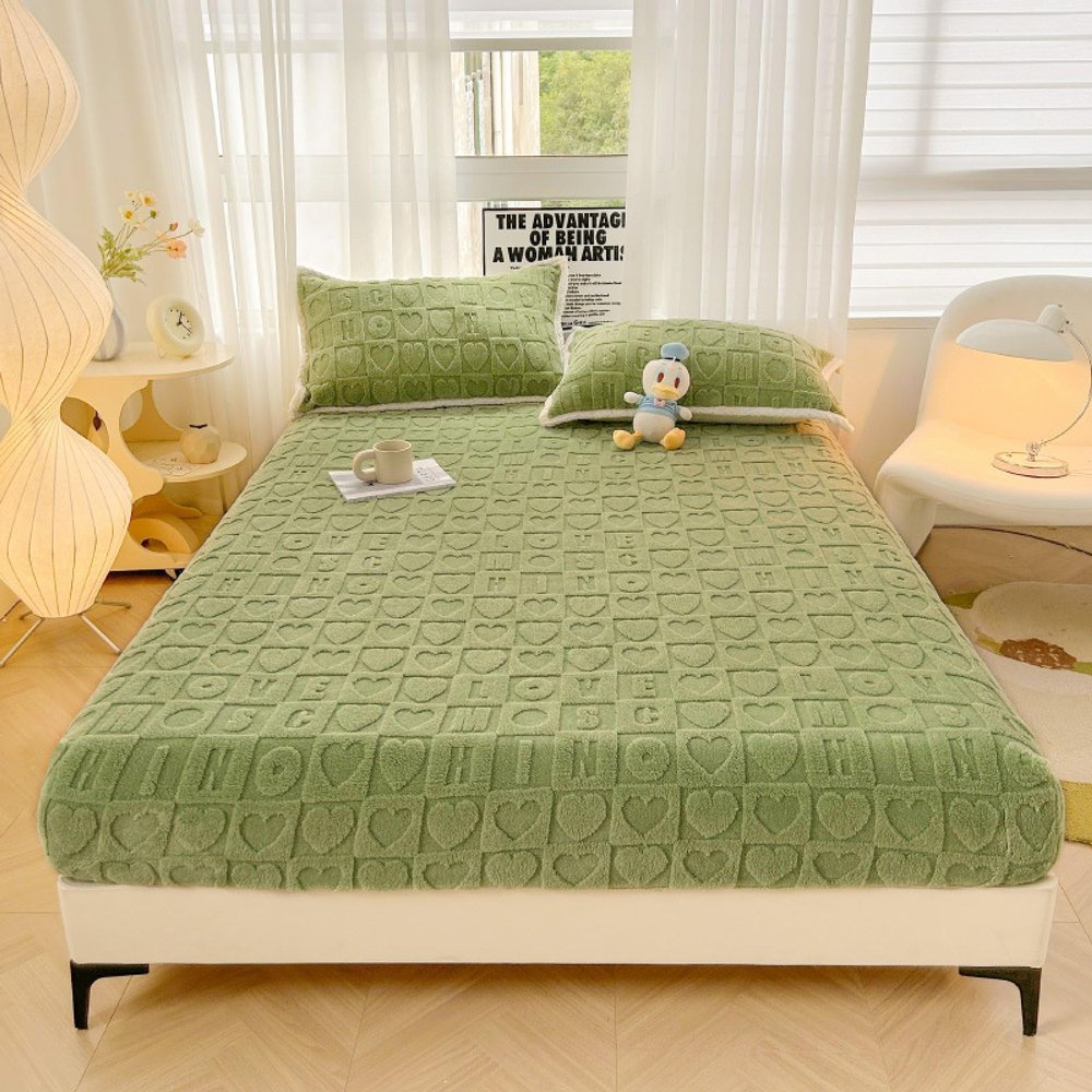 FCLDESHOP Easy Care Bedding,Winter Skin-Friendly Warm Flannel Mattress Protector, Solid Color Non-Slip Deep Pocket Bed Sheet Bed Cover,Green,150x200cm