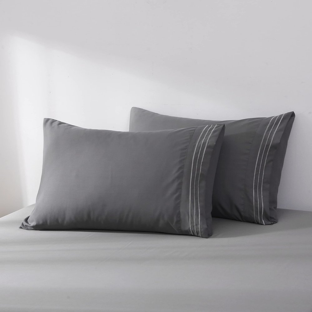 2 Piece Pillowcases,100% Wasahble Microfiber Soft Pillow Cover Set (Queen 20 * 30 inch, Dark Gray)
