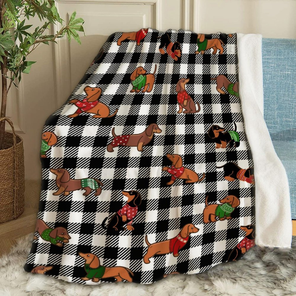 ARTBLANKET Dachshund Christmas Throw Blanket Fannel Fleece Super Soft Funny Blanket Travel Throw Blanket for Bed Couch Sofa 40 x 50 Inch for Kid