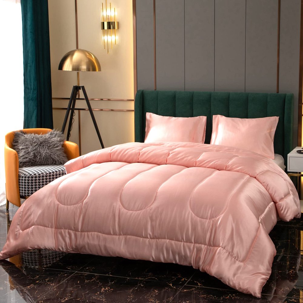 Kanak Bedding 3PC Silky Comforter Set Satin Comforter Silky 300 GSM Alternative Down Comforter Soft Filling 1 Comforter 2 Pillowcase..(Cal-King Peach)