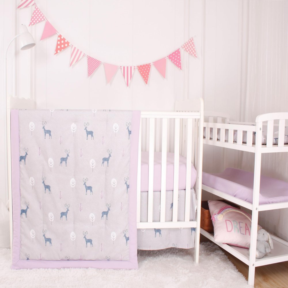 CaSaJa 4-Piece Crib Bedding Set for Boys and Girls, Nursery Baby Bedding Set Including Quilted Comforter with Fitted Crib Sheet and Changing Pad Covers, Reversible Quilt Design, Reindeer Forest