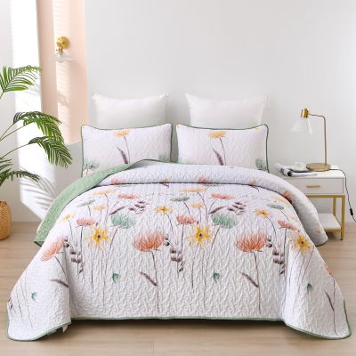 Dinjoy Floral Quilt Set Queen Size,Sage Green Bedspread Botanical 3 Pieces Fall Quilts Microfiber Lightweight Bedspreads White Soft Reversible Bed Cover Sets for All Season(96"x90")