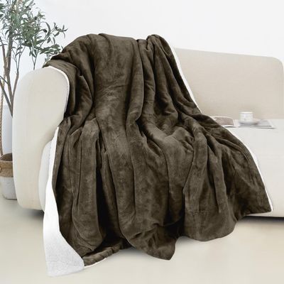 Elegant Comfort Reversible and Ultra-Plush Flannel Fleece Sherpa Throw- Lightweight Soft and Cozy- All Season Decorative Throw, Perfect for Lounging, 50 x 60 inches, Chocolate Brown