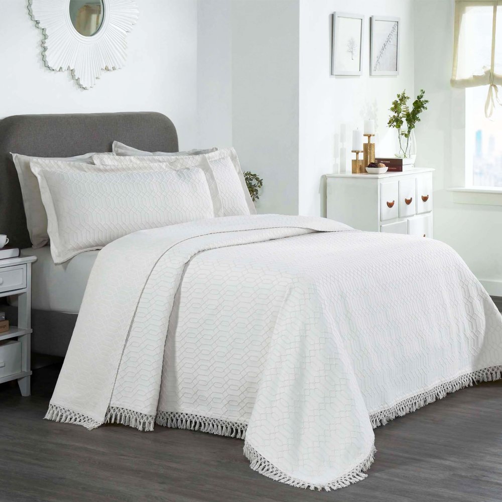 BNM Cotton Blend 2 Piece Bedspread Set, Home Bed Decor, Oversized Bed Spread, 1 Pillow Sham, Medium Weight Blanket, Geometric Fringe Bedding, Matelasse Coverlet, Bedding Essentials, Twin, White