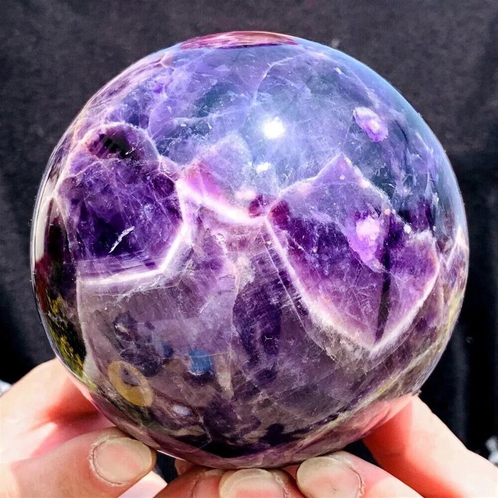 AtkitS Beautiful Dream Amethyst Ball Natural Purple Flower Crystal Handwork Sphere Reiki Energy Wichcraft MineralsExquisite Gifts Souvenirs (Size : 900-1000g)