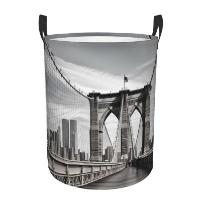 Dwrepo Laundry Basket with Handles Brooklyn Bridge Printed Round Laundry Hamper Waterproof Clothes Storage Basket Lightweight Dirty Clothes Hamper