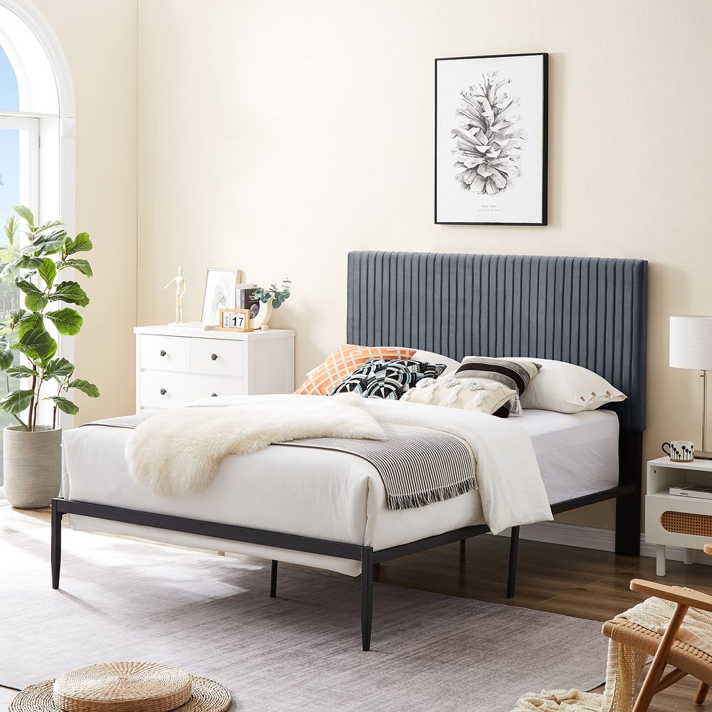 B110 Full Bed Beautiful line Stripe Cushion headboard Strong Iron Frame with high Temperature Paint