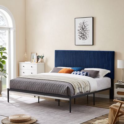 B110 King Bed Beautiful line Stripe Cushion headboard Strong Iron Frame with high Temperature Paint