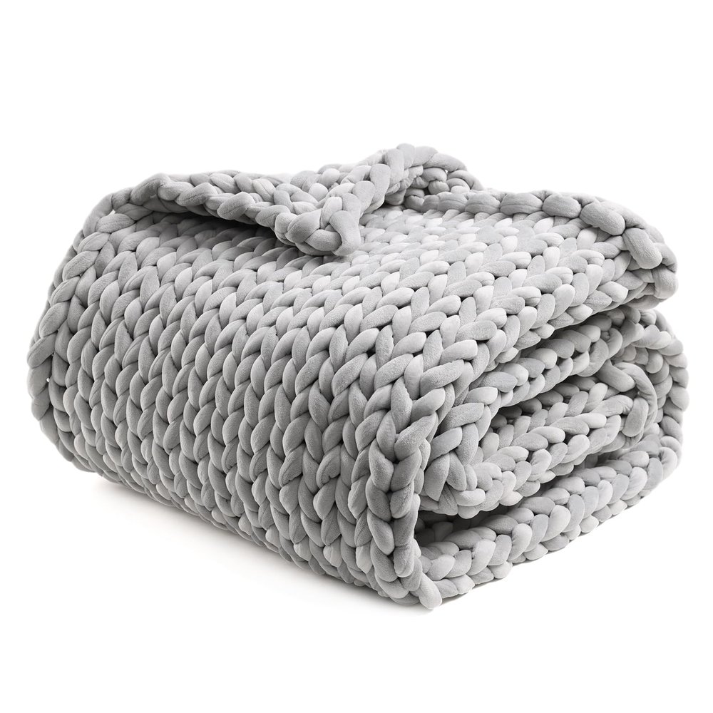 YnM Velvet Weighted Blanket, Handmade Chunky Knitted Design, Soft and Cozy, Temperature Regulating and Breathable, Machine Washable Throw for Sleep or Home Decor (Light Grey, 60x80 Inch, 20lbs)