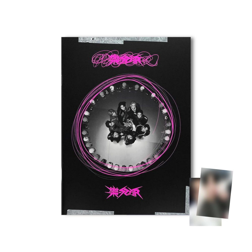 Stray Kids 8th Mini Album -ROCK STAR (ROLL ver.)