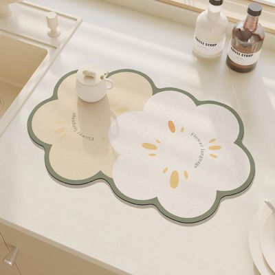 Kitchen Countertop Dish Drying Mat, Flowers Shape Absorbent Sink Mat Drainer Mat, Quick-Drying Table Mat Machine Insulation Pad (4060cm,Style02)