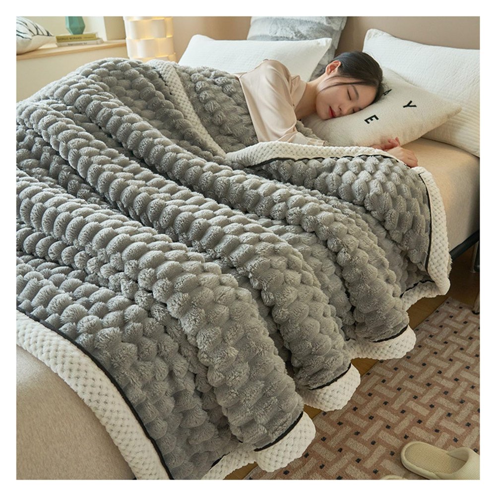 AOPPLSOT Faux Fur Blanket Winter, Fluffy Double Duvet, Winter Quilt, Warm duvets Winter, Thick Comforter for Sofa and Bed,Grey,200x230cm 1.8kg