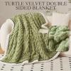 AOPPLSOT Faux Fur Blanket Winter, Fluffy Double Duvet, Winter Quilt, Warm duvets Winter, Thick Comforter for Sofa and Bed,Grey,200x230cm 1.8kg view 2